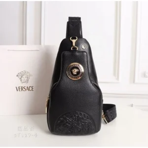 2024FW チェストバッグ VERSACE ヴェルサーチェ 個性的なデザイン 商品画像 1