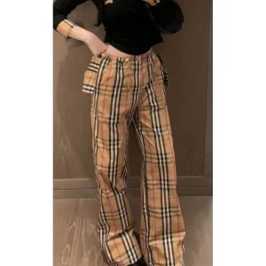 BURBERRY バーバリー カジュアルパンツ 2024FW 今季新作 セール 商品画像 1