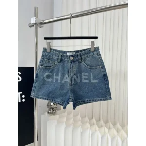 2026 デニムパンツ CHANEL シャネル 大人買い必須なこの春夏 商品画像 1
