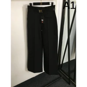 2026 ストレートパンツ PRADA プラダ 春らしいきれい色のように 商品画像 1
