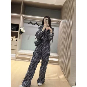 GUCCI グッチ 上下セット 2024FW 今シーズンも人気ブランド 商品画像 1