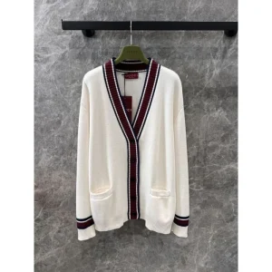 GUCCI グッチ ニットカーディガン 2024FW 普段使いに最適の大人スタイル 商品画像 1
