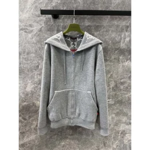GUCCI グッチ ニットカーディガン 2024FW 若々しい印象や元気よく見える 商品画像 1