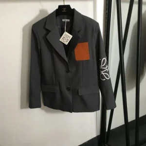 LOEWE ロエベ コート 2024FW おしゃれ上級者の印象がある 商品画像 1