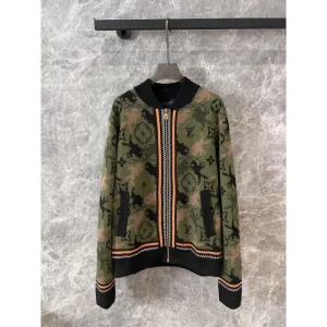 LOUIS VUITTON ルイヴィトン ブルゾンコート 2024FW カッコ良くキあります 商品画像 1