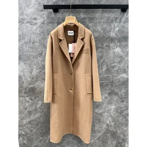MIU MIU ミュウミュウ コート 2024FW 人カジュアルスタイル 商品画像 1