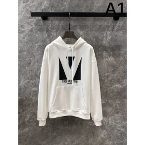 VALENTINO ヴァレンティノ パーカー 2024FW 今年らしい着こなし 商品画像 1