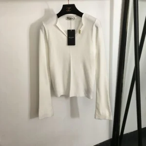 YSL イヴ サンローラン プルオーバーニット 2024FW ビンテージ感のある 商品画像 1