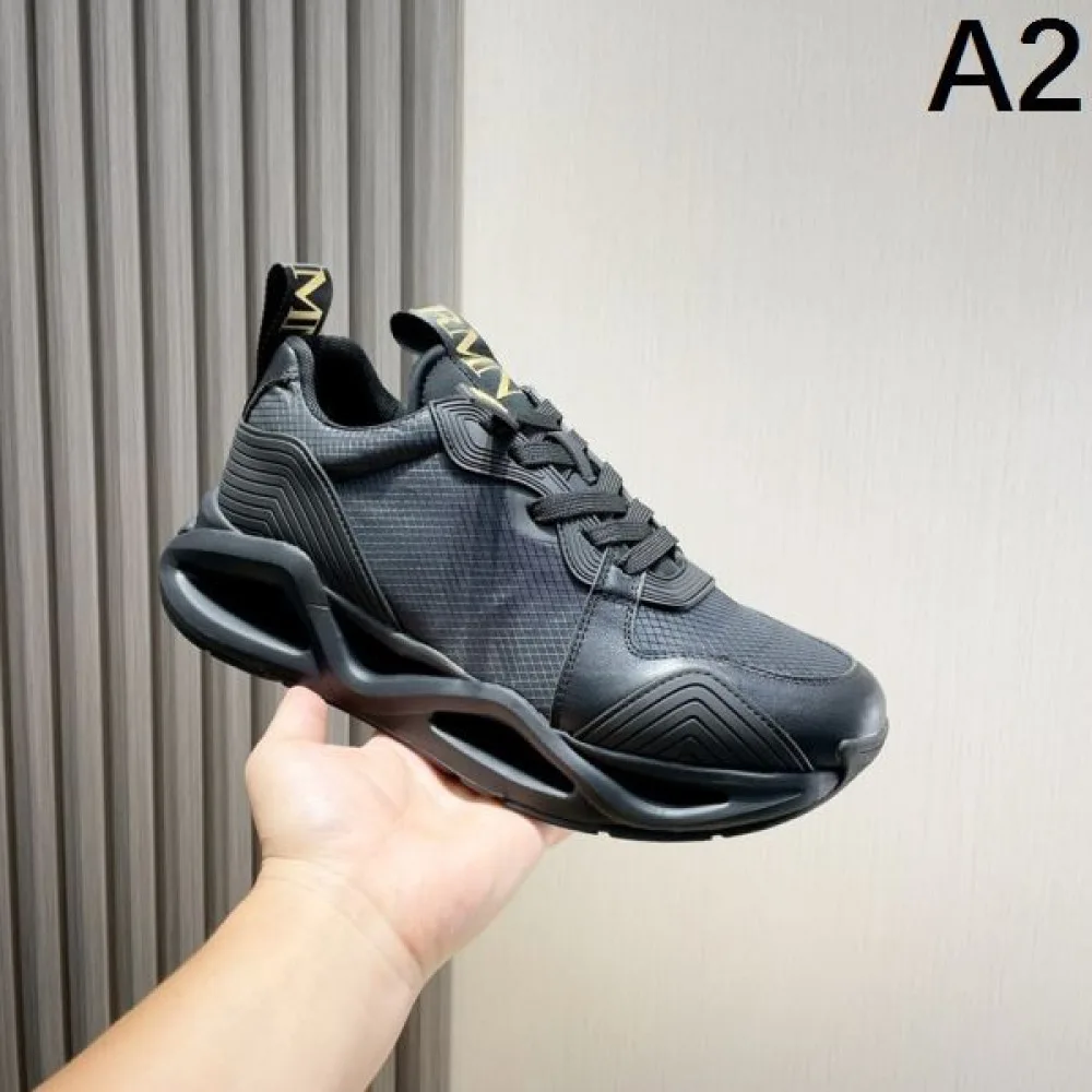 2024FW メンズ用 スニーカー ARMANI アルマーニ 根強い人気定番商品 商品画像 2