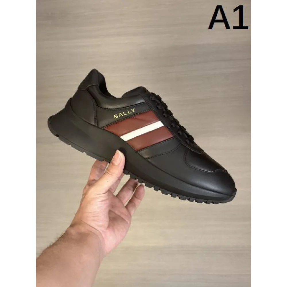 BALLY バリー トップスからチラ見える安心 2026 メンズ用 スニーカー 商品画像 1