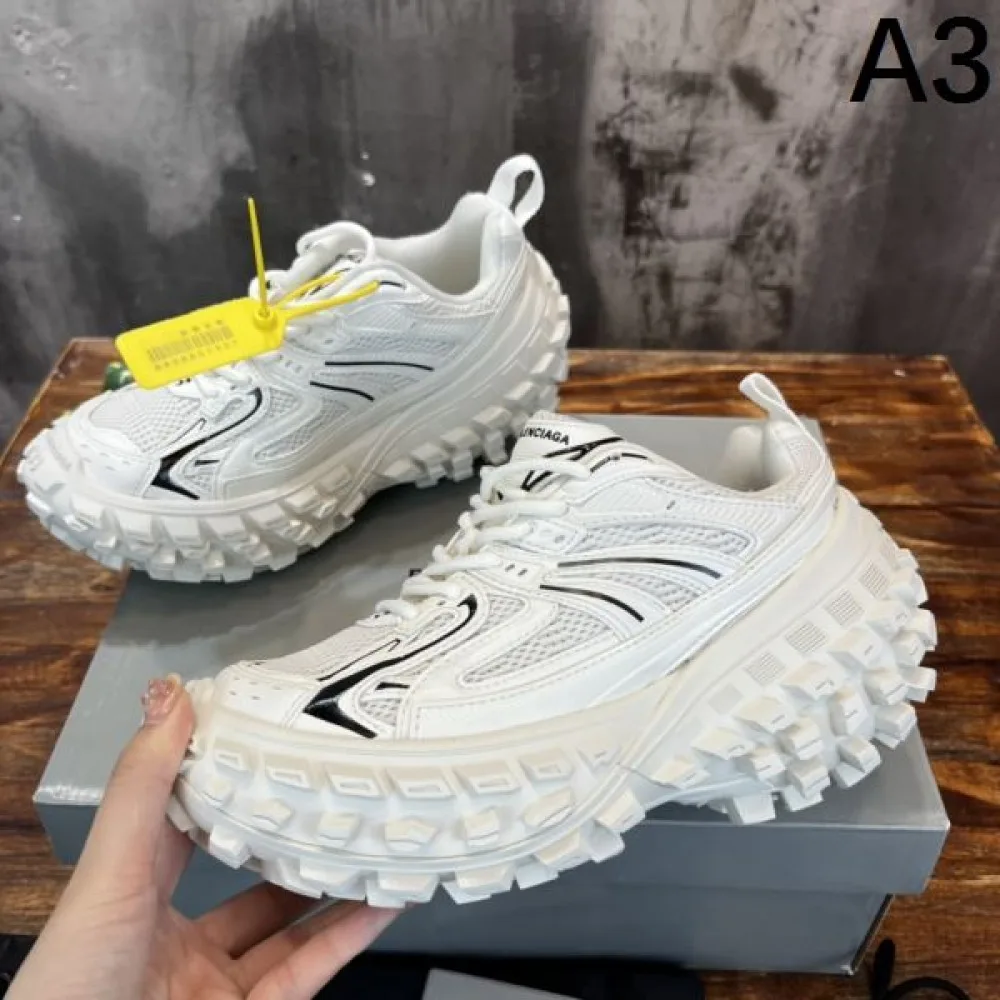 BALENCIAGA バレンシアガ 大人気商品再入荷! 2026 メンズ用 スニーカー 商品画像 3