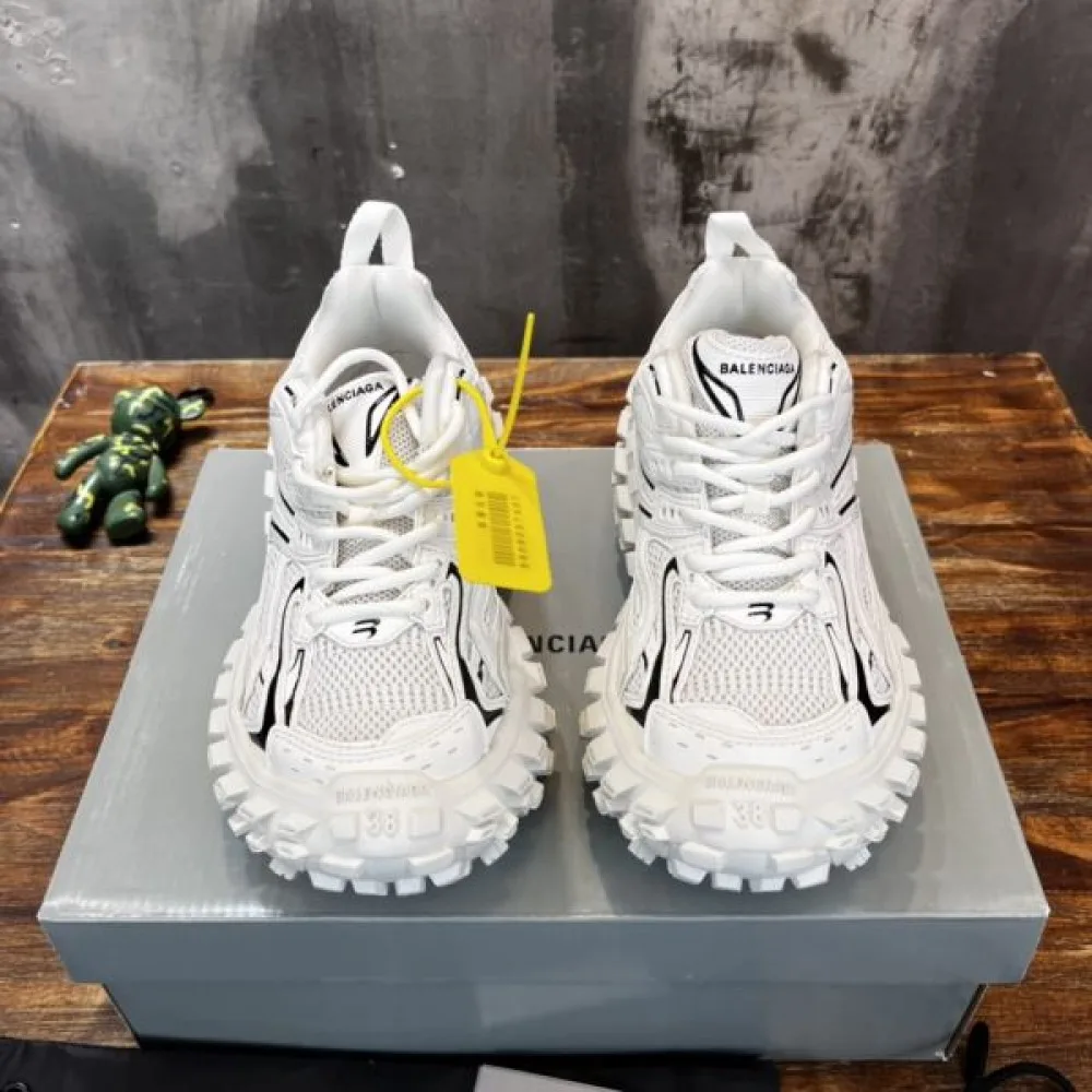 BALENCIAGA バレンシアガ 大人気商品再入荷! 2026 メンズ用 スニーカー 商品画像 4