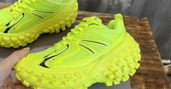 BALENCIAGA バレンシアガ 大人気商品再入荷! 2026 メンズ用 スニーカー 商品画像 11