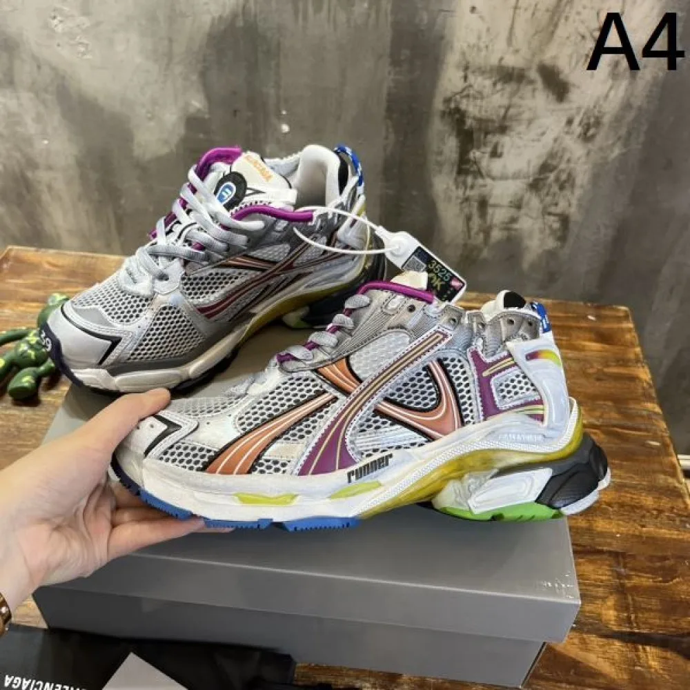 BALENCIAGA バレンシアガ 大人気カラー入荷! 2026 メンズ用 スニーカー 商品画像 4