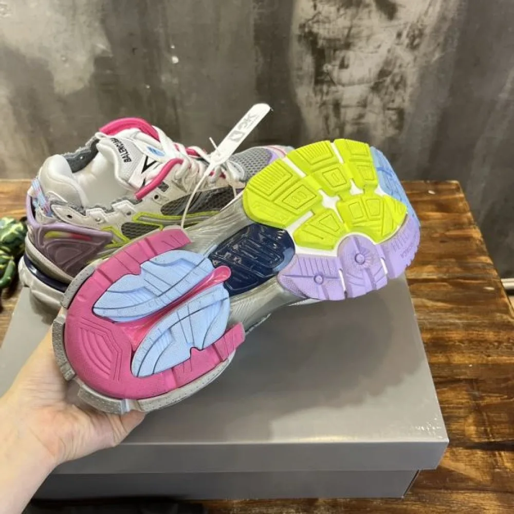 BALENCIAGA バレンシアガ カジュアルの定番 2026 メンズ用 スニーカー 商品画像 9