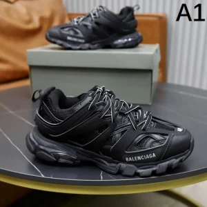 BALENCIAGA バレンシアガ きちんと感が強い 2026 メンズ用 スニーカー 商品画像 1