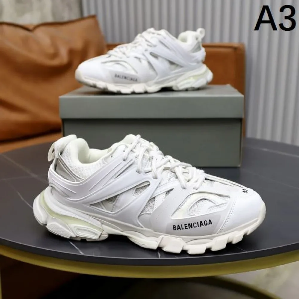 BALENCIAGA バレンシアガ きちんと感が強い 2026 メンズ用 スニーカー 商品画像 3