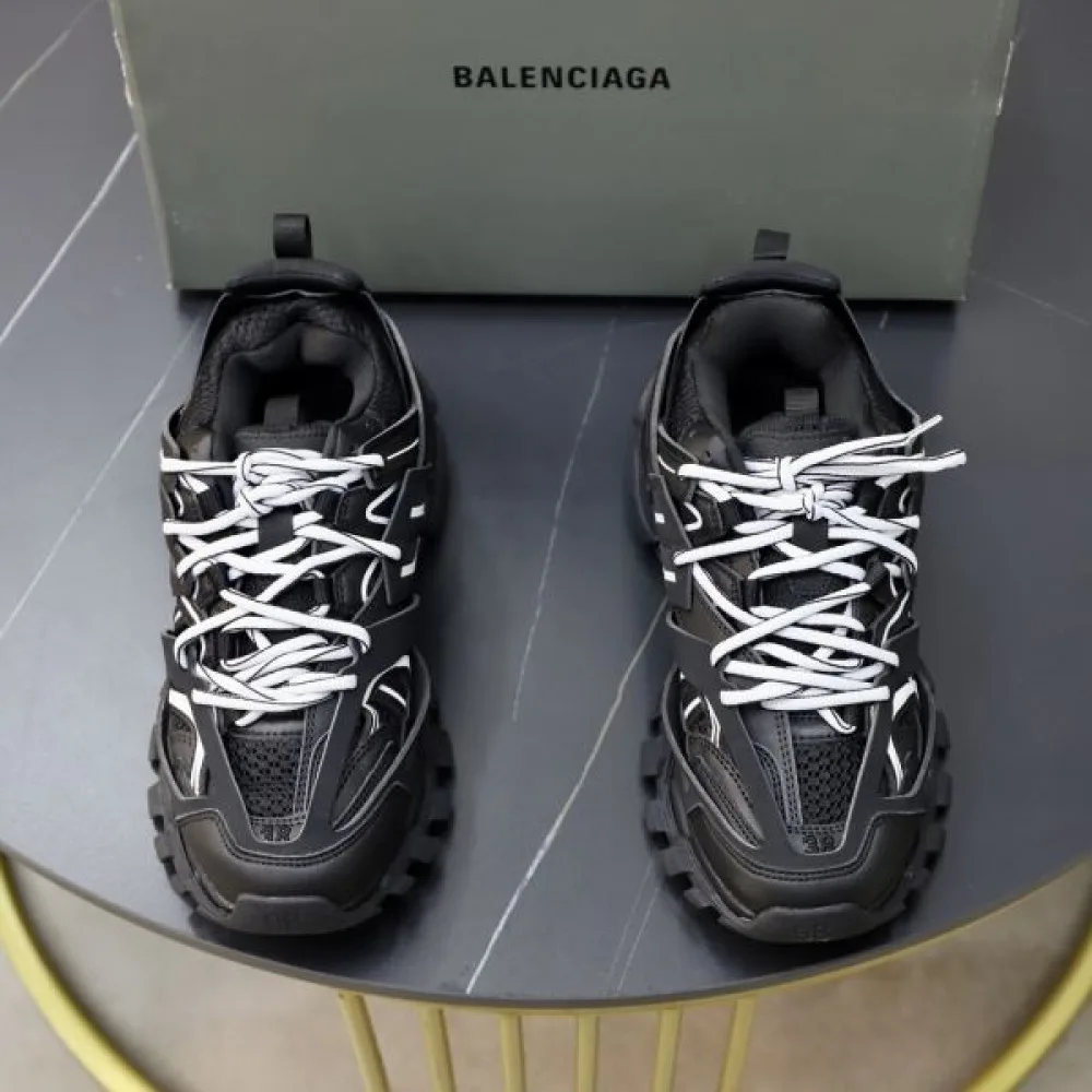 BALENCIAGA バレンシアガ 毎年定番人気商品 2026 メンズ用 スニーカー 商品画像 6