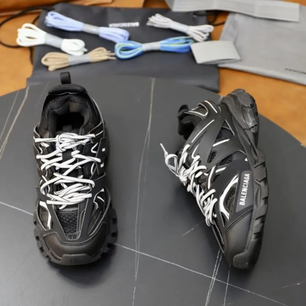 BALENCIAGA バレンシアガ 毎年定番人気商品 2026 メンズ用 スニーカー 商品画像 7