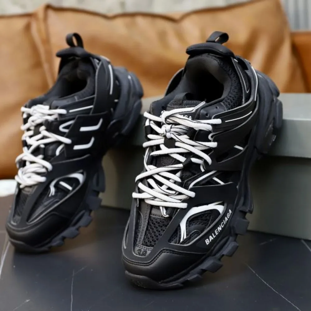 BALENCIAGA バレンシアガ 毎年定番人気商品 2026 メンズ用 スニーカー 商品画像 8
