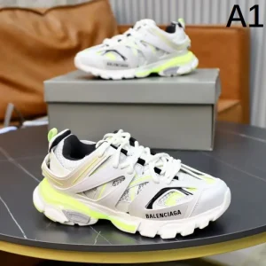 BALENCIAGA バレンシアガ 半額SALE入手困難 2026 メンズ用 スニーカー 商品画像 1
