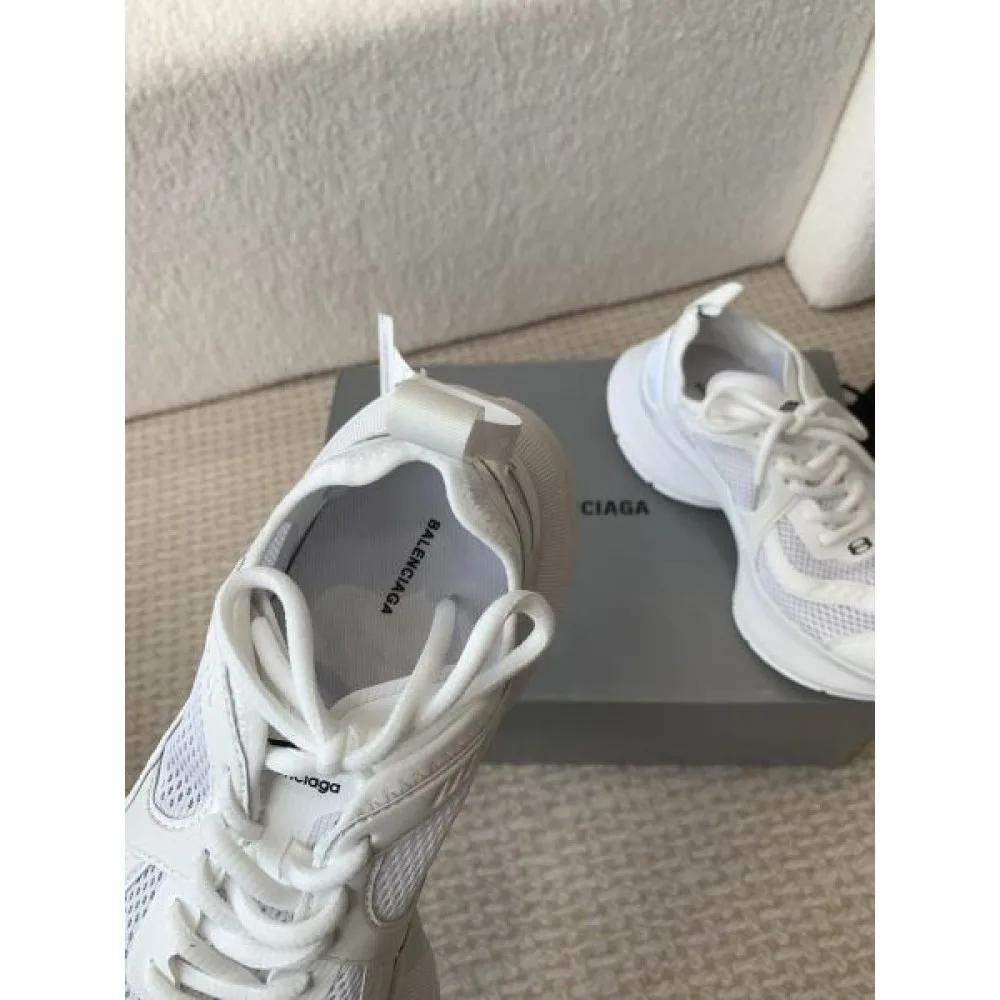 BALENCIAGA バレンシアガ 夏に最強アイテム 2026 メンズ用 スニーカー 商品画像 3