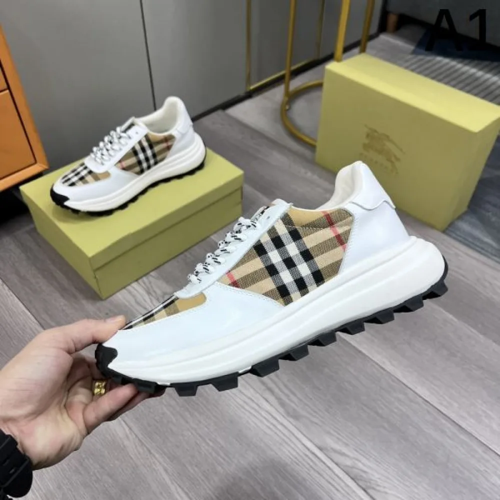 HUGO BOSS ヒューゴボス 最新 話題沸騰中 2026 メンズ用 スニーカー 商品画像 1
