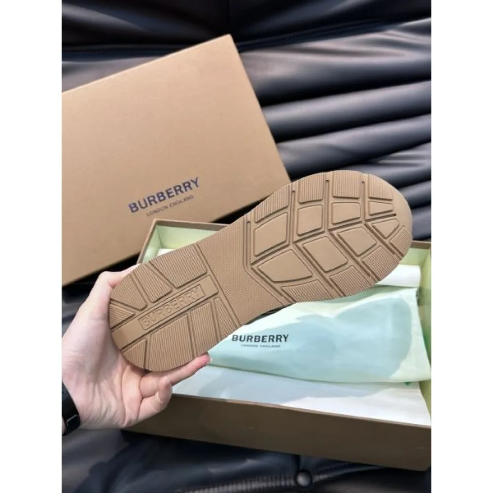 BURBERRY バーバリー 大人の雰囲気たっぷり 2026 メンズ用 スニーカー 商品画像 9