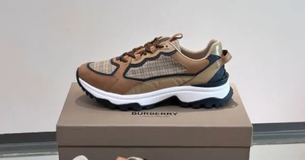 2024FW メンズ用 スニーカー BURBERRY バーバリー 注目されている新品 商品画像 11