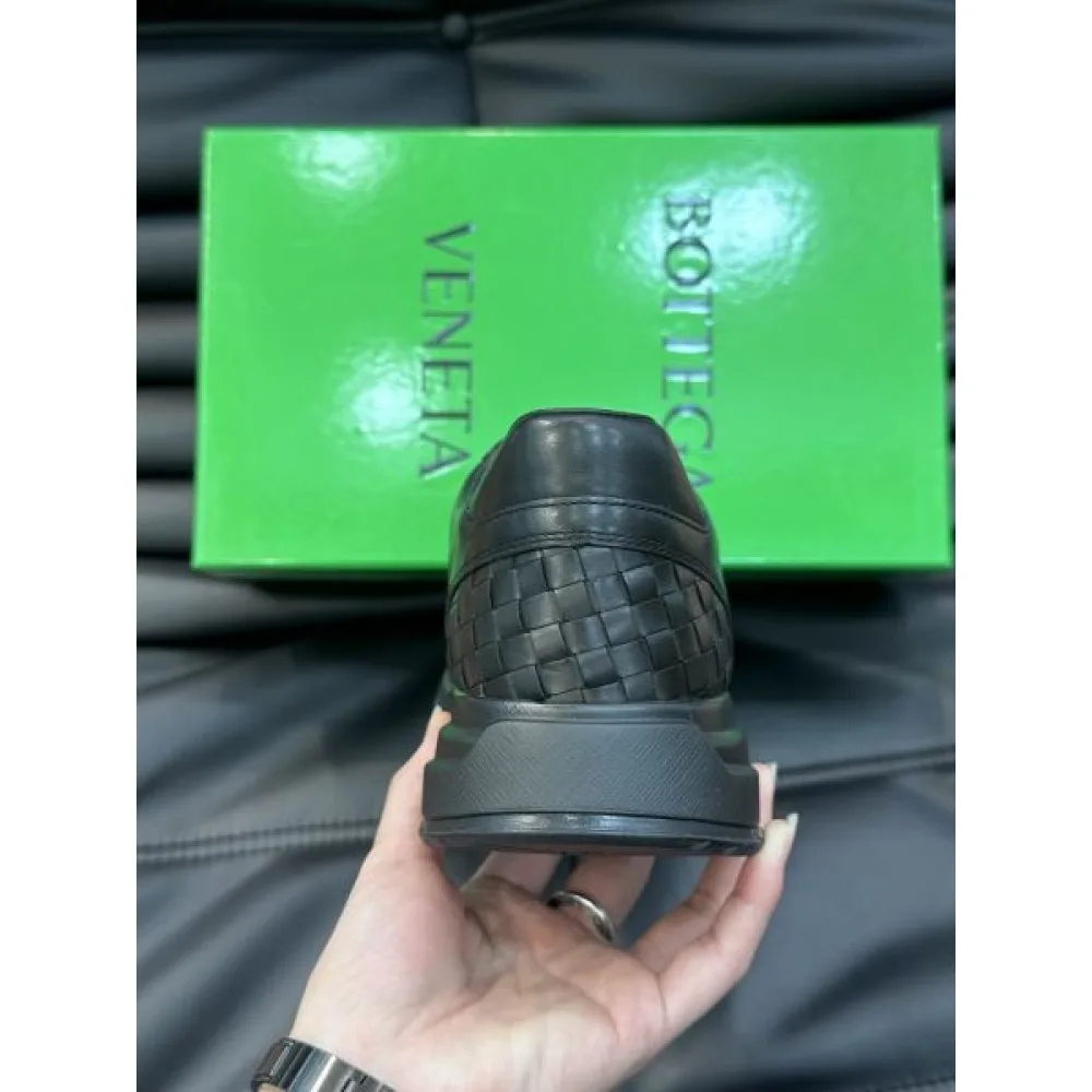 BOTTEGA VENETA ボッテガヴェネタ 話題人気商品 2026 メンズ用 スニーカー 商品画像 8