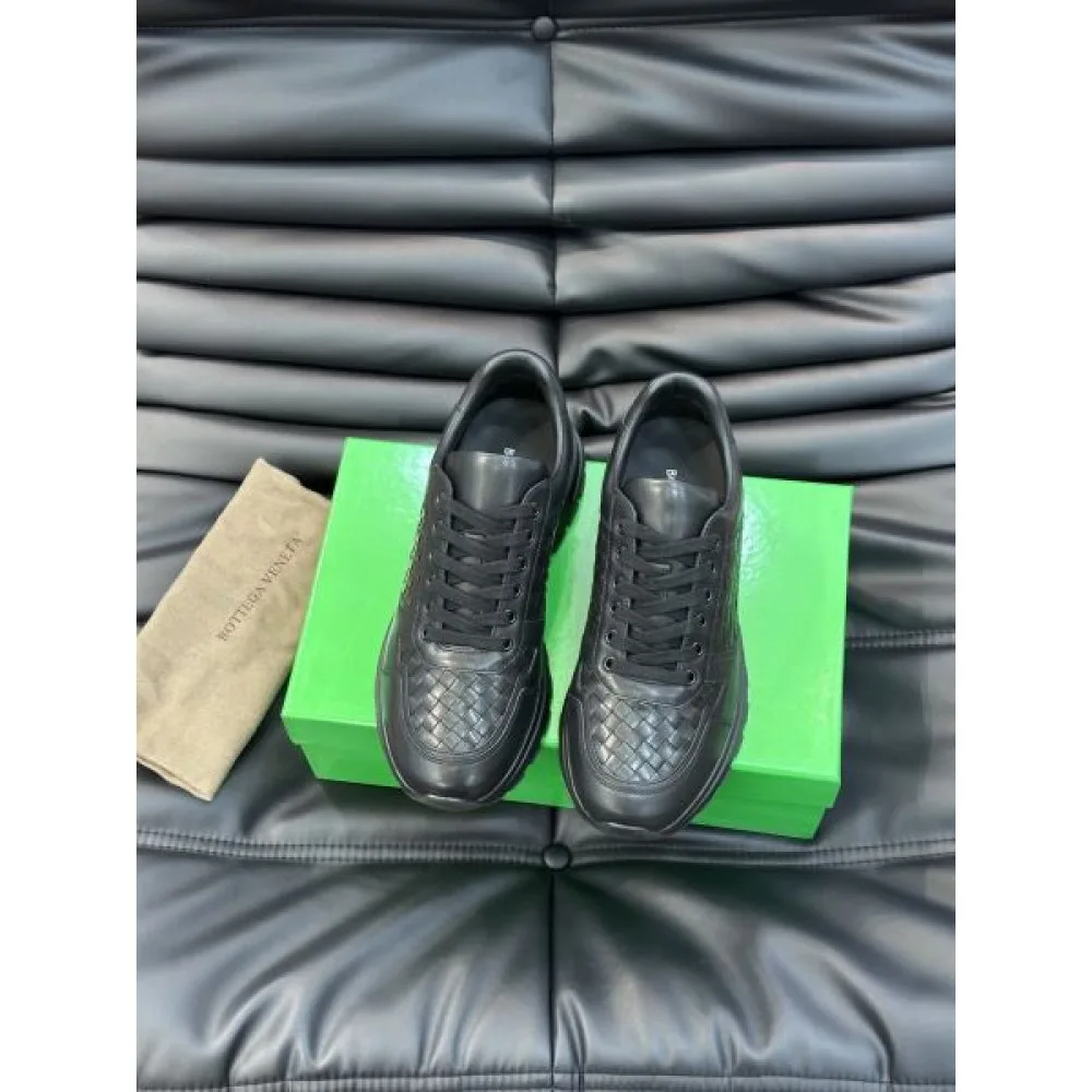 BOTTEGA VENETA ボッテガヴェネタ 期間限定激安 2026 メンズ用 スニーカー 商品画像 2