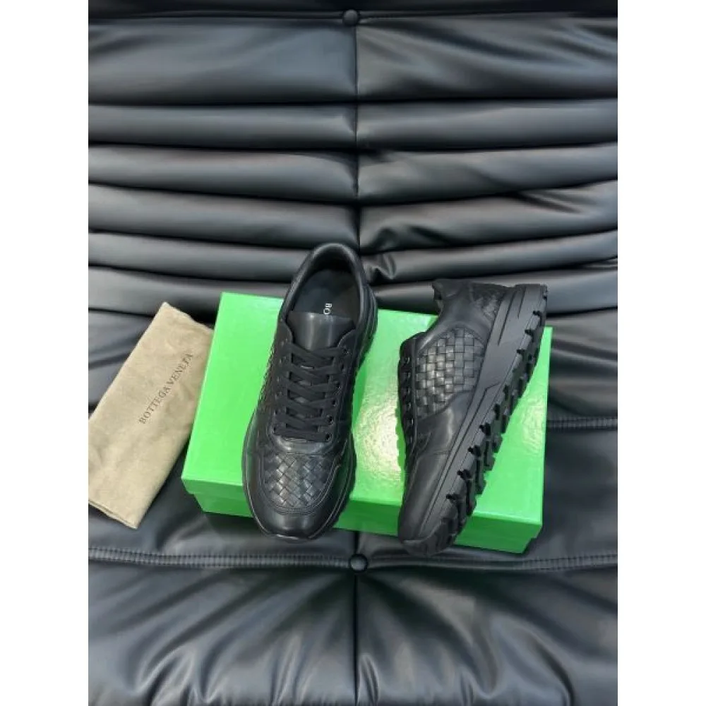 BOTTEGA VENETA ボッテガヴェネタ 期間限定激安 2026 メンズ用 スニーカー 商品画像 3