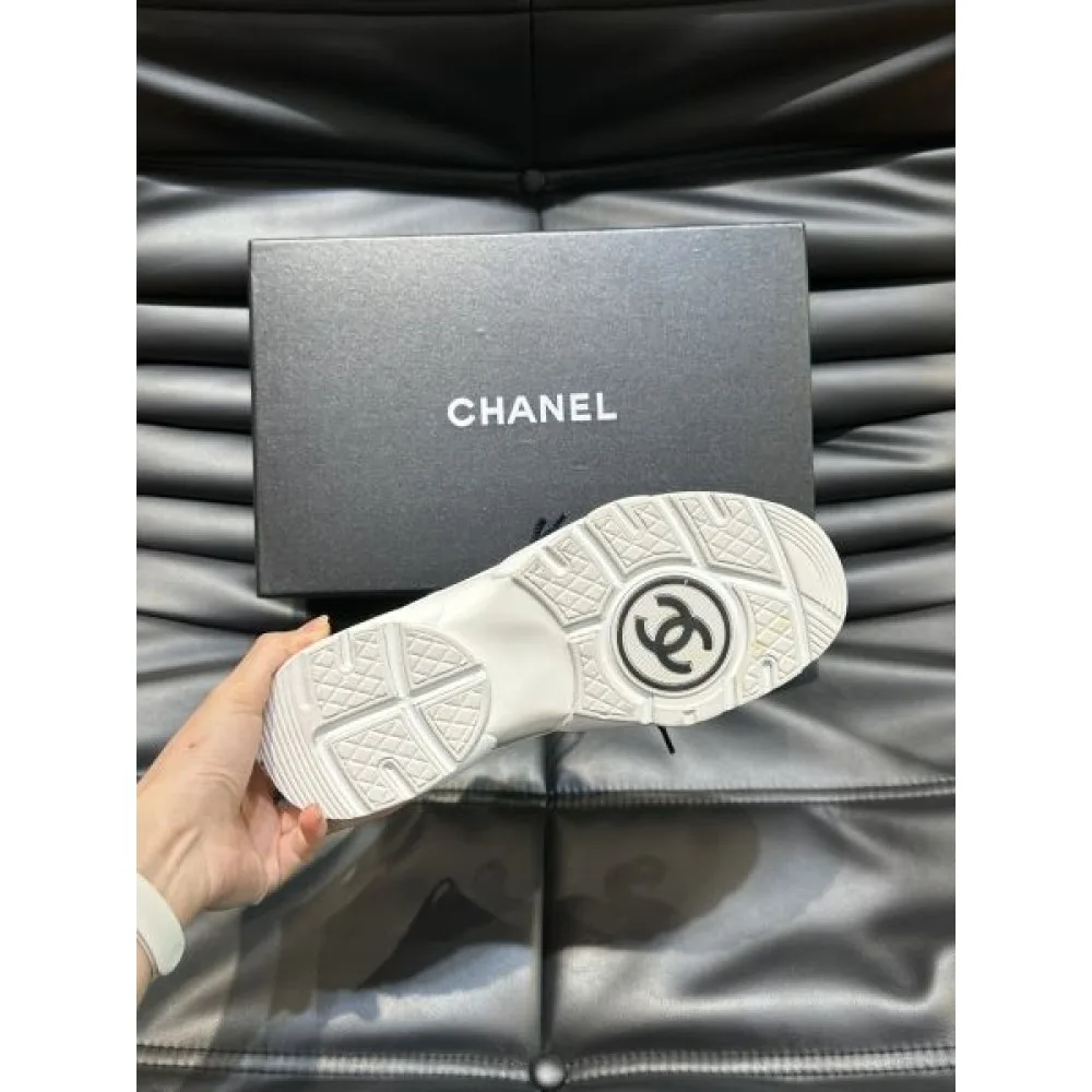 CHANEL シャネル 毎シーズン存在感のある 2026 メンズ用 スニーカー 商品画像 10