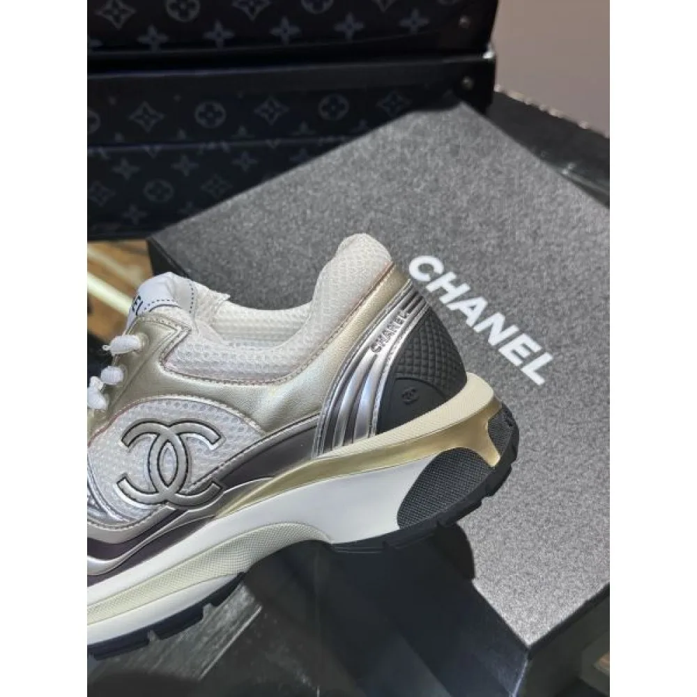 CHANEL シャネル 絶大な支持を誇る春夏新作 2026 メンズ用 スニーカー 商品画像 8