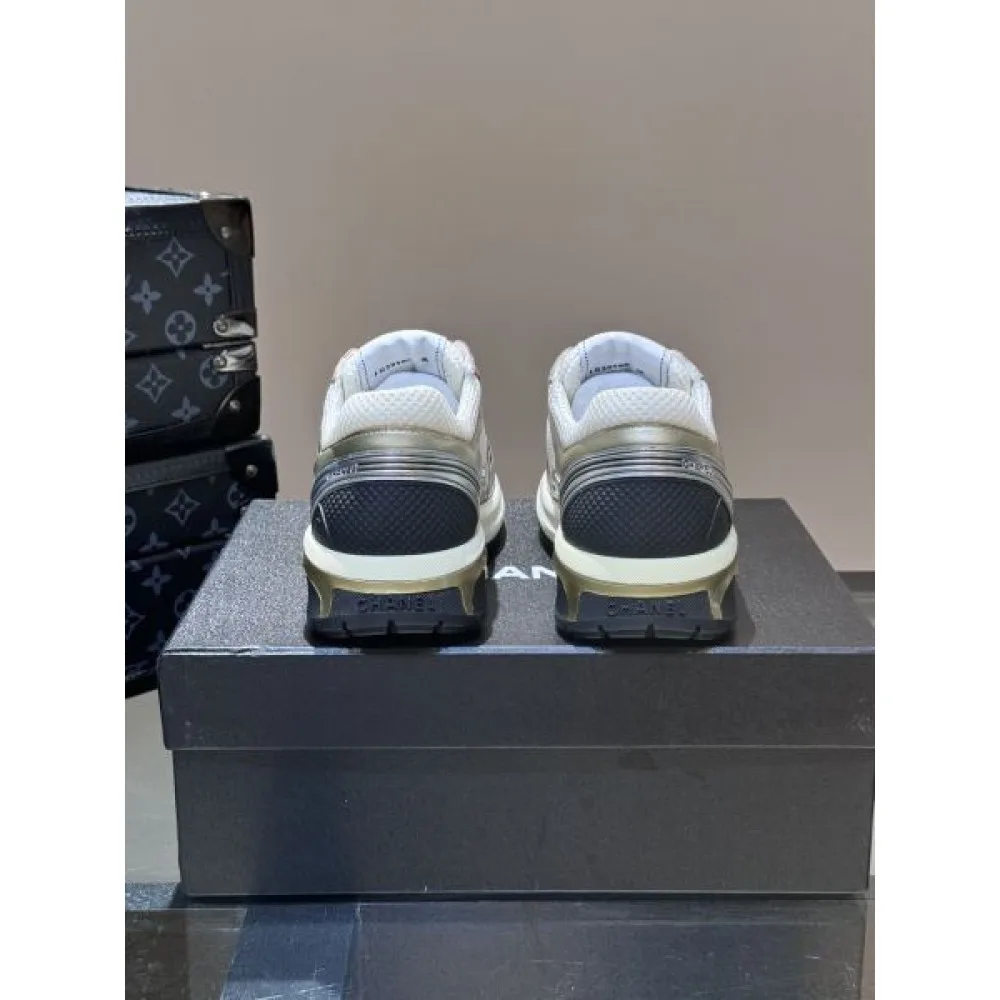 CHANEL シャネル 絶大な支持を誇る春夏新作 2026 メンズ用 スニーカー 商品画像 9