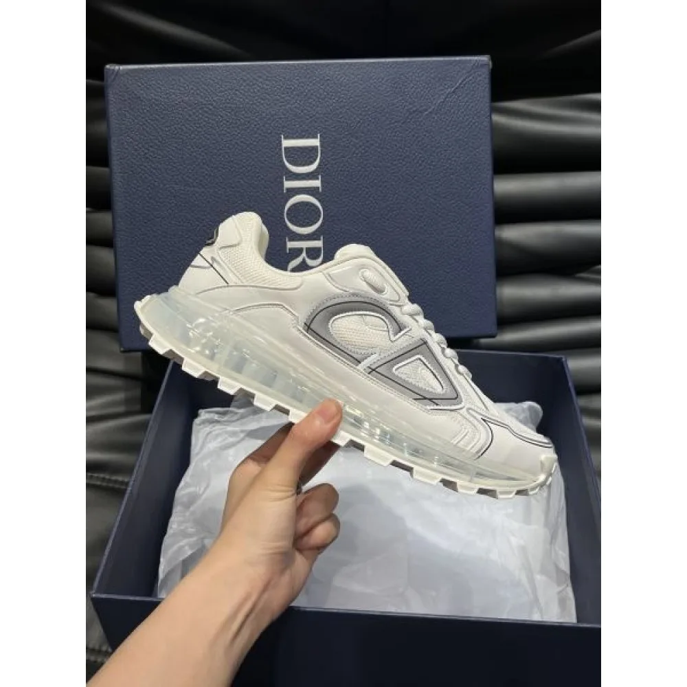 DIOR ディオール 夏に向けて使えるスタイル 2026 メンズ用 スニーカー 商品画像 6