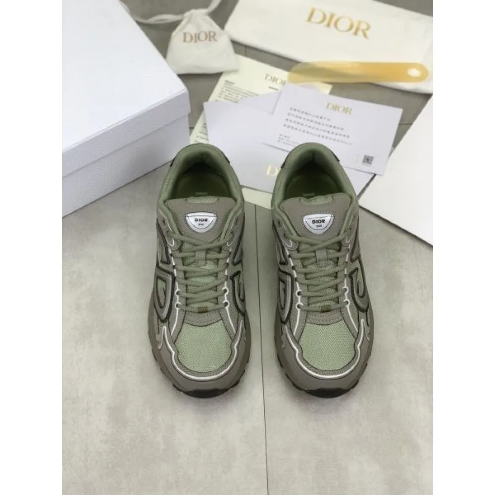 DIOR ディオール 夏のおでかけにもぴったり 2026 メンズ用 スニーカー 商品画像 6