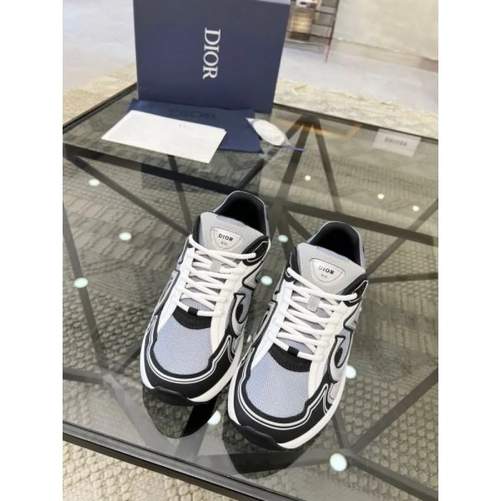 DIOR ディオール この春夏注目のトップス 2026 メンズ用 スニーカー 商品画像 6
