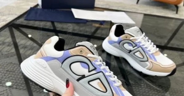 DIOR ディオール この春夏注目のトップス 2026 メンズ用 スニーカー 商品画像 11