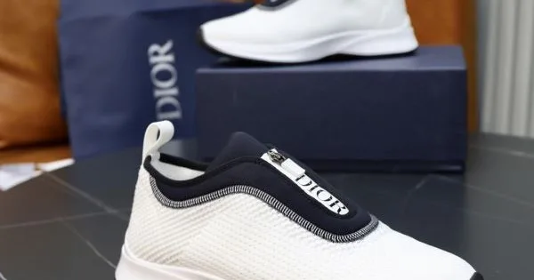 DIOR ディオール 新作限定めっちゃ綺麗色 2026 メンズ用 スニーカー 商品画像 11