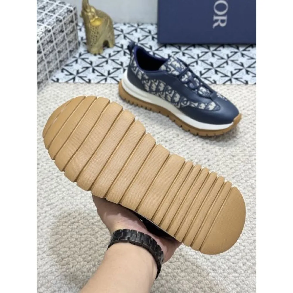 DIOR ディオール 都会的な印象のスタイル 2026 メンズ用 スニーカー 商品画像 9