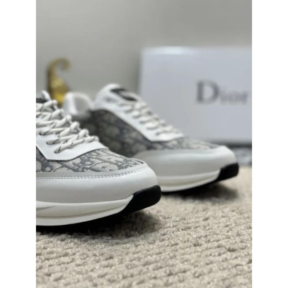 DIOR ディオール 夏に欠かせないアイテム 2026 メンズ用 スニーカー 商品画像 6