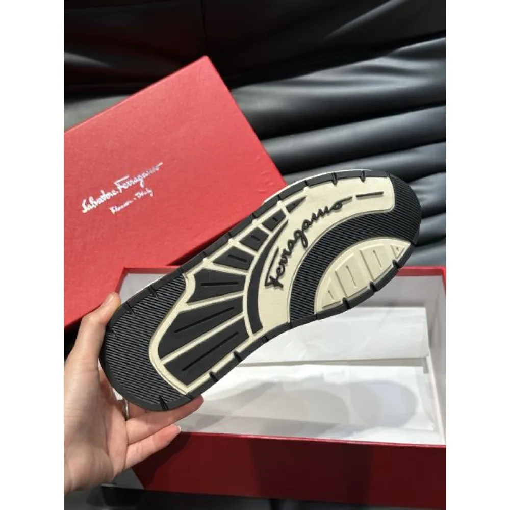 FERRAGAMO サルヴァトーレ フェラガモ 注目No.1 2026 メンズ用 スニーカー 商品画像 10