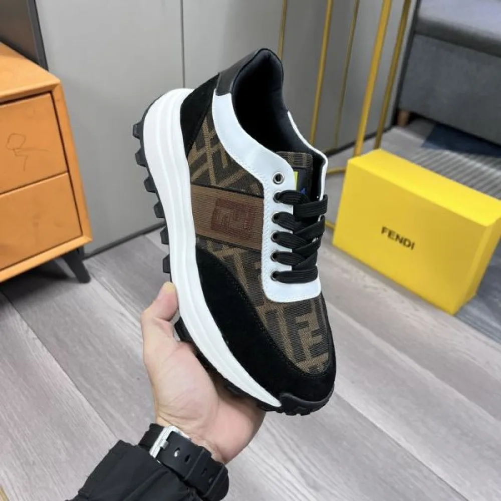 FENDI フェンデイ ファション人に必須アイテム 2026 メンズ用 スニーカー 商品画像 3