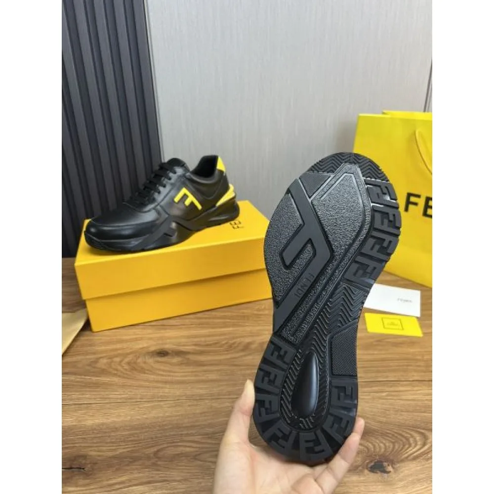 FENDI フェンデイ 素材感を引き出せるアイテム 2026 メンズ用 スニーカー 商品画像 10