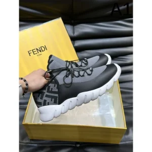 FENDI フェンデイ 今年のトレンドを先取り 2026 メンズ用 スニーカー 商品画像 1