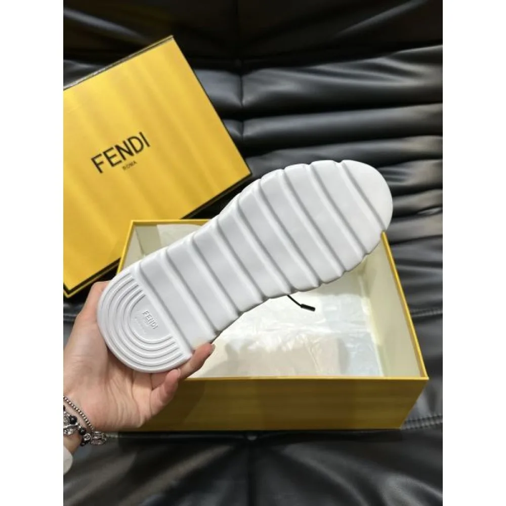 FENDI フェンデイ 今年のトレンドを先取り 2026 メンズ用 スニーカー 商品画像 9