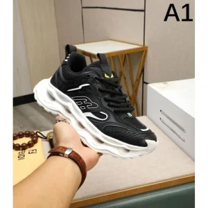 FENDI フェンデイ 続々とお目見える夏季新作 2026 メンズ用 スニーカー 商品画像 1