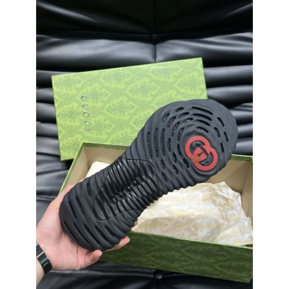 GUCCI グッチ 人気沸騰中!おしゃれ新品 2026 メンズ用 スニーカー 商品画像 9