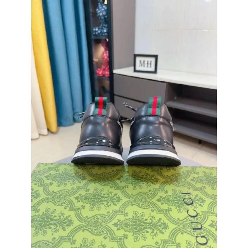 GUCCI グッチ 春先や夏にぴったりの新作 2026 メンズ用 スニーカー 商品画像 9